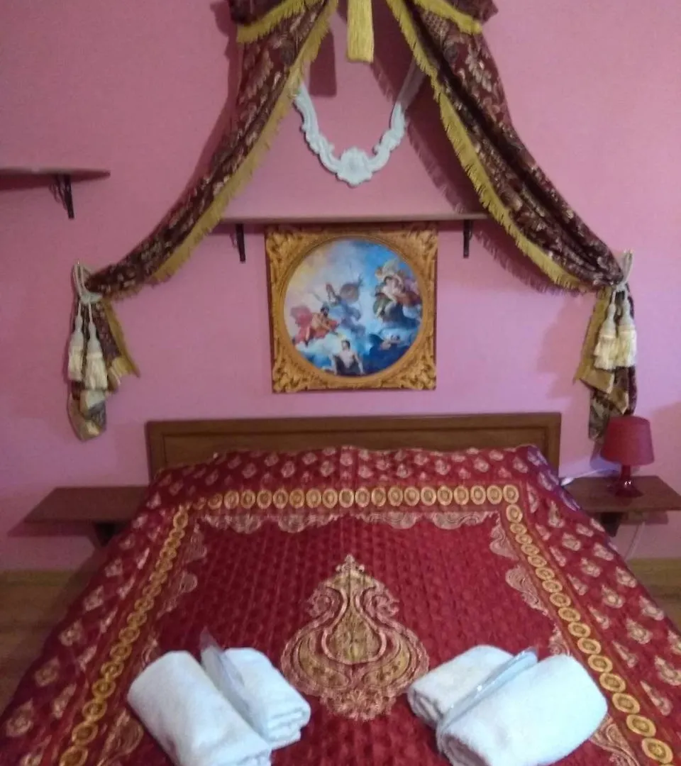Old Castle Hotel Lviv 0*,  Ukraine